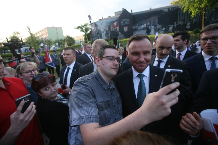 Prezydent RP Andrzej Duda przyjechał do Świętochłowic....