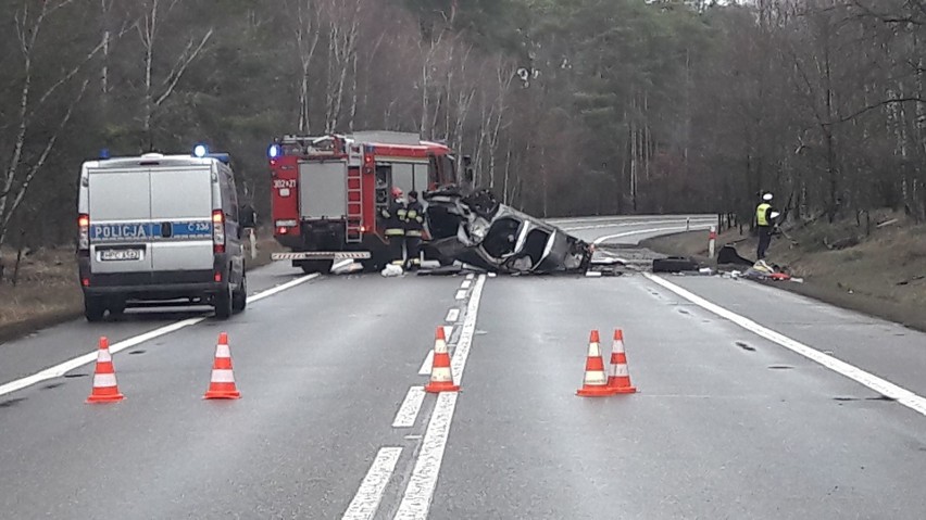 Na dziewiętnastym kilometrze drogi krajowej nr 80 w...