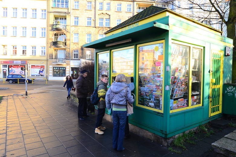 Pisma z sądów odbierane są w kioskach, sklepach i drogeriach