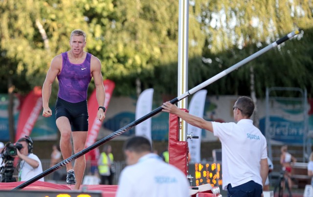 Piotr Lisek utrzymuje wysoką formę po mistrzostwach świata.