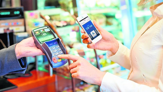 Aplikacja w telefonie komórkowym zastępuje jednocześnie zarówno karty bankowe, jak i serwis transakcyjny.