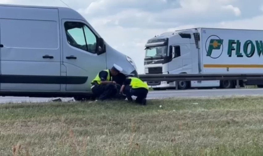 Śmiertelny wypadek na autostradzie A2, zginął 40-letni mężczyzna z powiatu piotrkowskiego malujący pasy