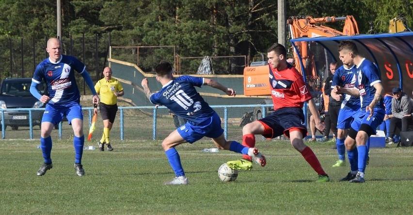 Olimpia Zambrów wygrała 1:0 z KS Wasilków i zagra w finale...