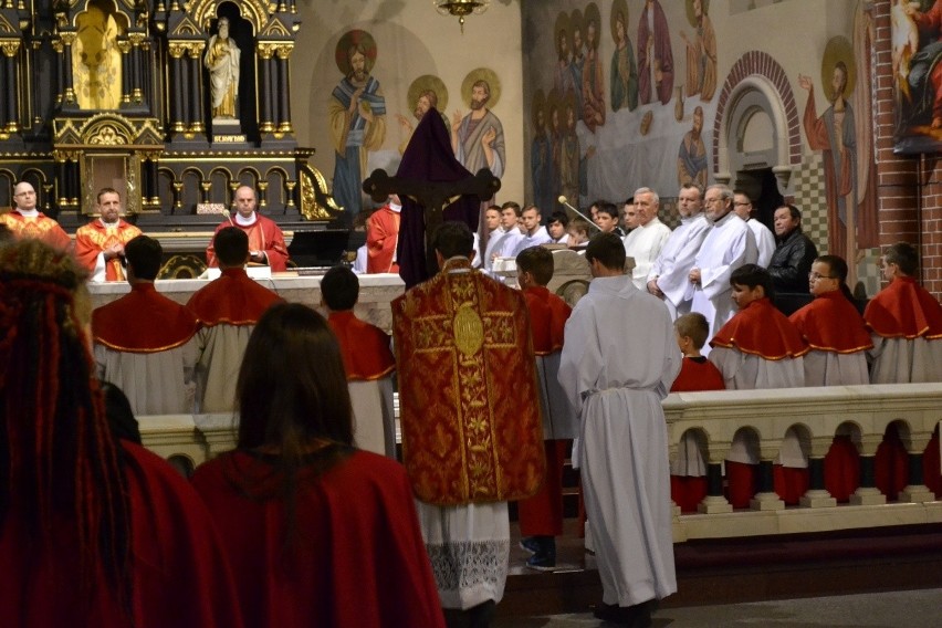 Zabrze: Liturgia Męki Pańskiej w kościele św. Anny