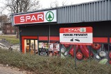 Nowy sklep SPAR w Rybniku otwarty na skrzyżowaniu Karłowicza z Gliwicką