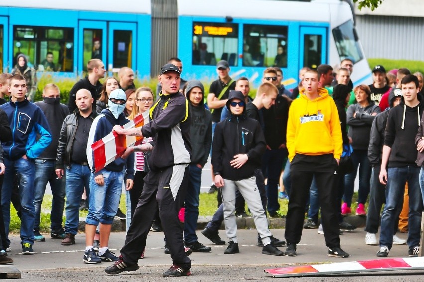 Znów zamieszki na Legnickiej. Apel rodziny nie pomógł