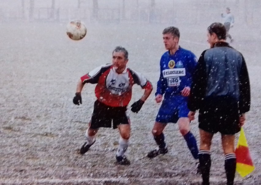 LKS Niedźwiedź - Stal Rzeszów (2003)