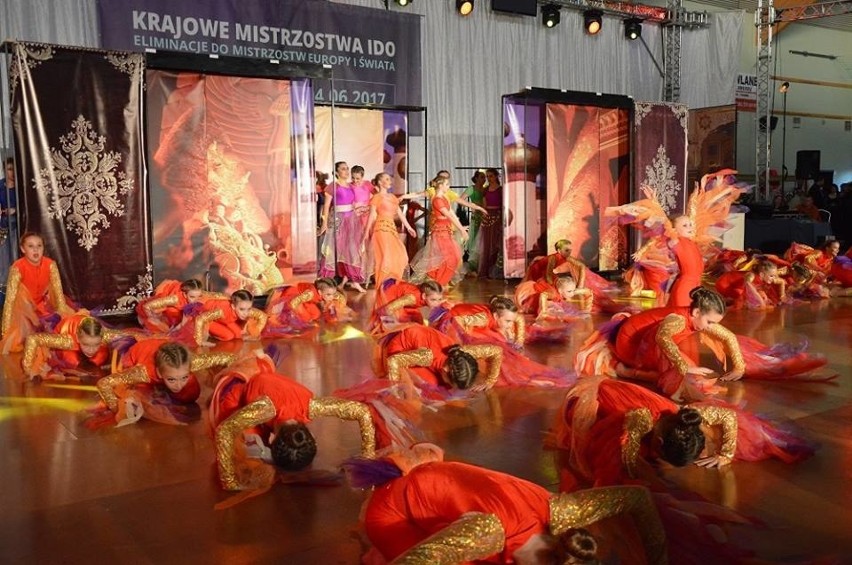 Wielkie, taneczne show w Białobrzegach. Na Mistrzostwa przyjechało 1,5 tysiąca tancerzy