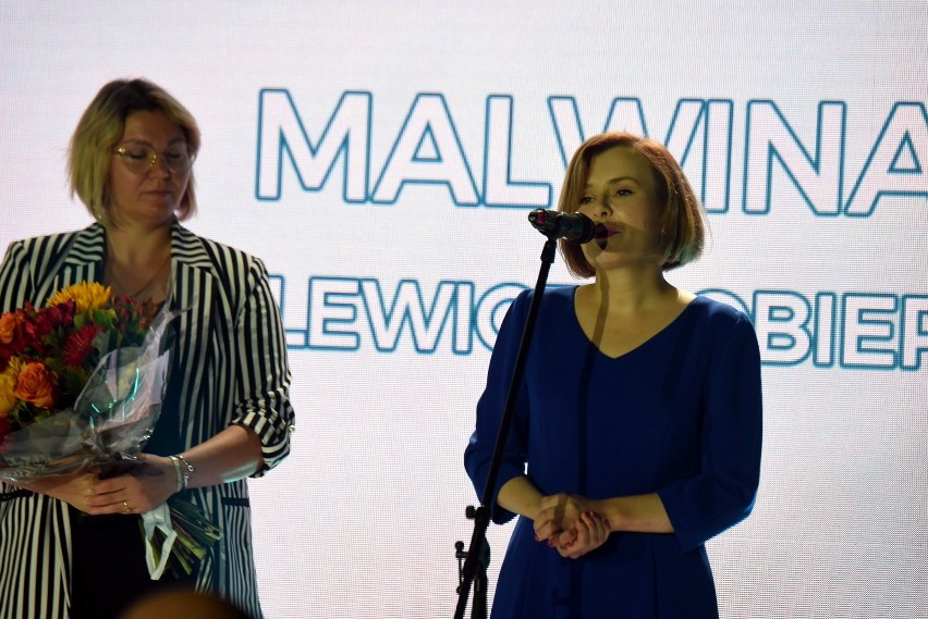 Malwina Wojtulewicz-Sobierajska podczas odbierania nagrody