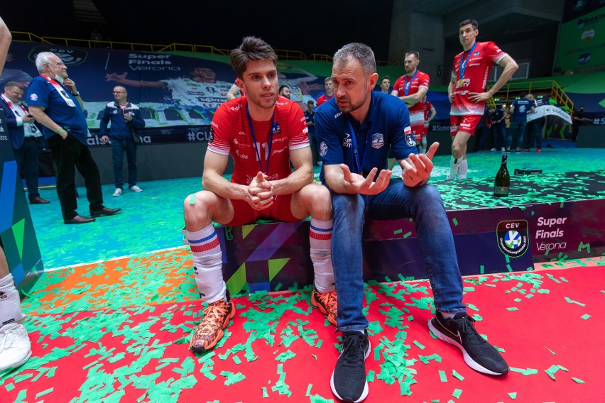 Trener Nikola Grbić i Aleksander Śliwka