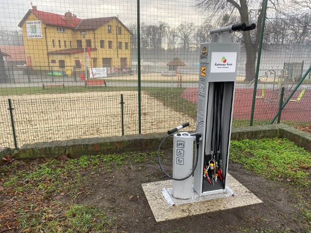 Stacje do naprawy rowerów znajdują się w sumie w pięciu lokalizacjach.