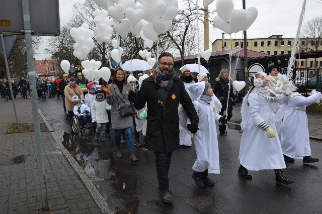 Tuż za betlejemską gwiazdą orszak w Żarach prowadziły anioły...