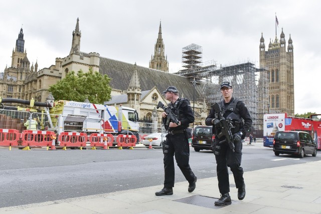 Niepokojące informacje napływają z Wielkiej Brytanii. Terroryści z Państwa Islamskiego mają tam planować duży zamach.