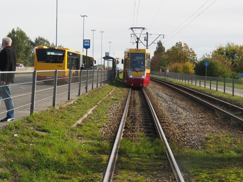 Od listopada więcej autobusów i tramwajów pojedzie do kampusu Uniwersytetu Łódzkiego