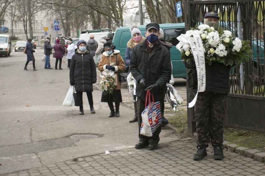 Pogrzeb matki przełożonej słupskich klarysek siostry...