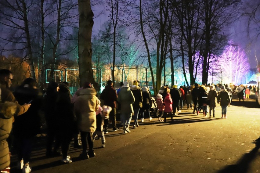 Park Słupna w Mysłowicach zamienił się w Park Światła i...