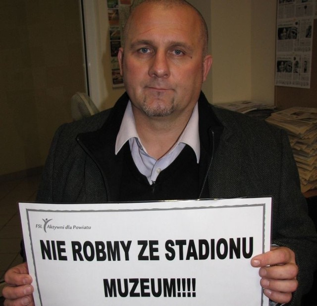 Robert Tomczak, który walczył, żeby stadion nie trafił do rejestru, nie kryje rozczarowania decyzją konserwatora.