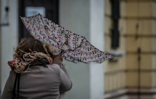 Niż Katrin nadciąga nad Dolny Śląsk. Będzie mokro i wietrznie.