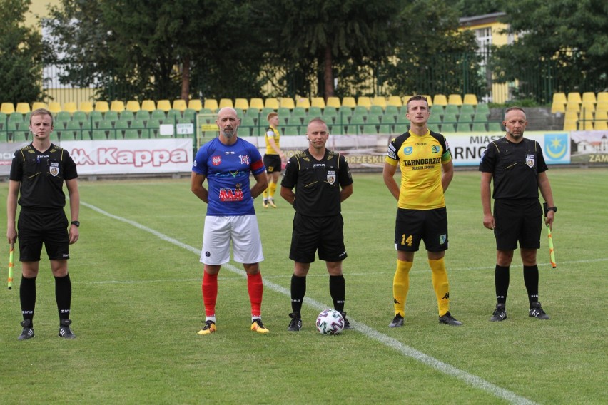 3 liga. Siarka Tarnobrzeg przegrała drugie spotkanie sezonu. W "meczu przyjaźni" tryumfowała Wisła Sandomierz (ZDJĘCIA)