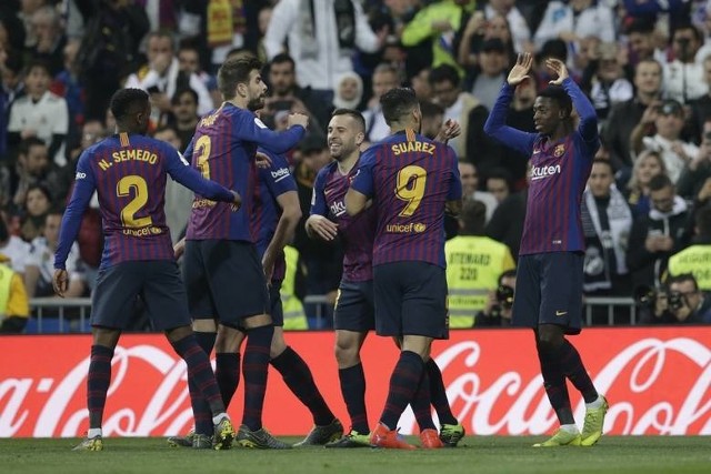 Real Betis Sevilla - FC Barcelona, La Liga. FC Barcelona wygrała 4:1 z Realem Betis Sevilla i powiększyła przewagę nad drugim w tabeli Atletico do 10 punktów. Hat-trickiem w tym meczu popisał się Leo Messi. [17.03.2019, relacja, wynik meczu]