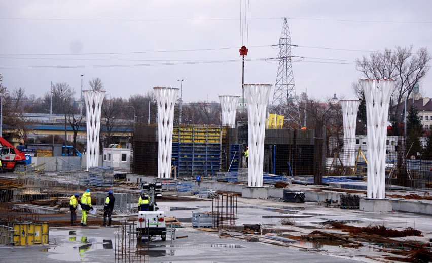 Budowa dworca metropolitalnego w Lublinie. Jaki jest postęp prac przy dworcu PKP? Zobacz zdjęcia
