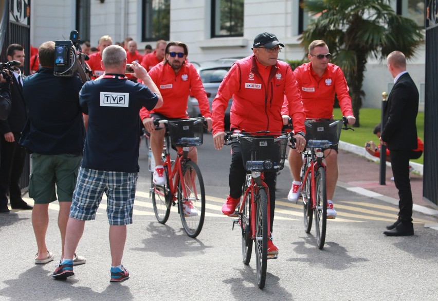 Czas wolny reprezentacji Polski na zgrupowaniu w La Baule. W...