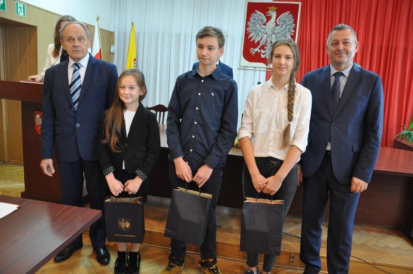 Maków. "Cudze chwalicie..." - poznajcie laureatów konkursu literackiego