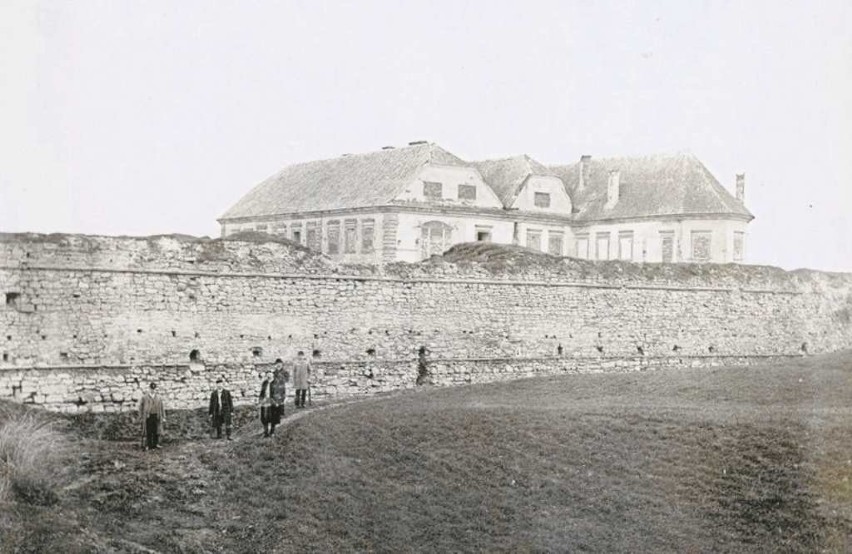 Zamek w Zbarażu, fotografia z końca XIX wieku