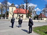 Goszcza. Pojawiła się szansa na budowę chodników przy skrzyżowaniu w centrum sołectwa. Prowadzą do niego wąskie i niebezpieczne drogi