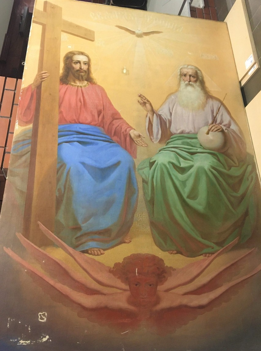 Święta Trójca w Rygałówce częściowo odnowiona. Zabytkowy obraz przechodzi gruntowną konserwację   
