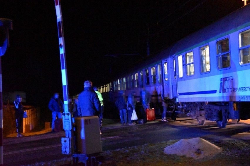 Tragedia na przejeździe kolejowym w Sławnie.