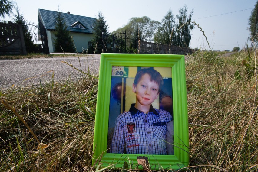 11-letni Kacperek Paradowski wyjechał na drogę przed...