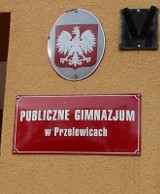 Są dwaj podejrzani o gwałt zbiorowy na 14-latce, która urodziła dziecko w gimnazjum