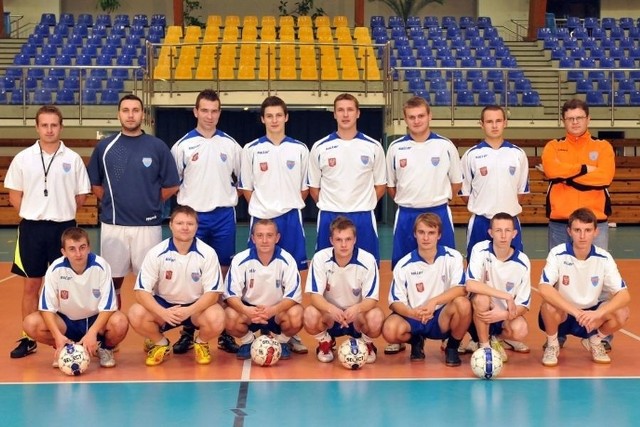 Turniej jest nawiązaniem do tradycji. Na zdjęciu drużyna futsalowa Jantaru z sezonu 2011.