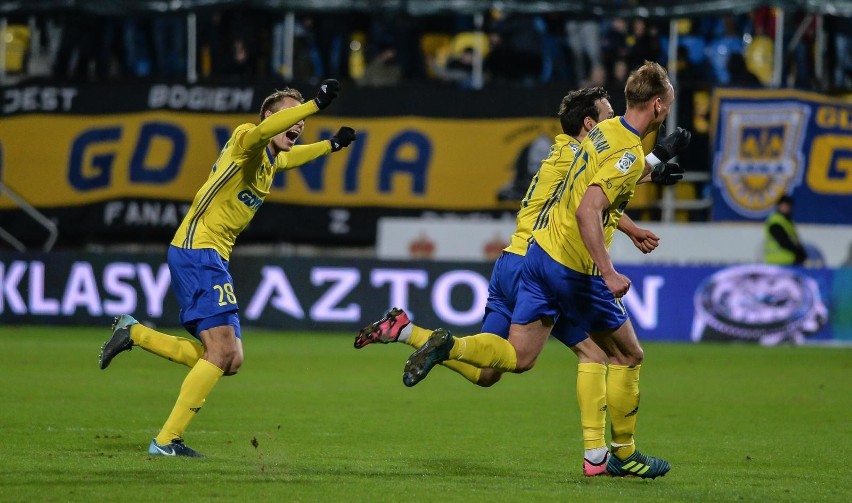 Legia Warszawa - Arka Gdynia. Znamy datę meczu o Superpuchar Polski