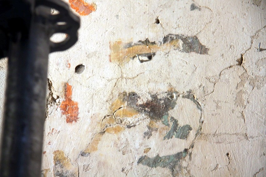 Malowidła odkryte w kościele na Czwartku.