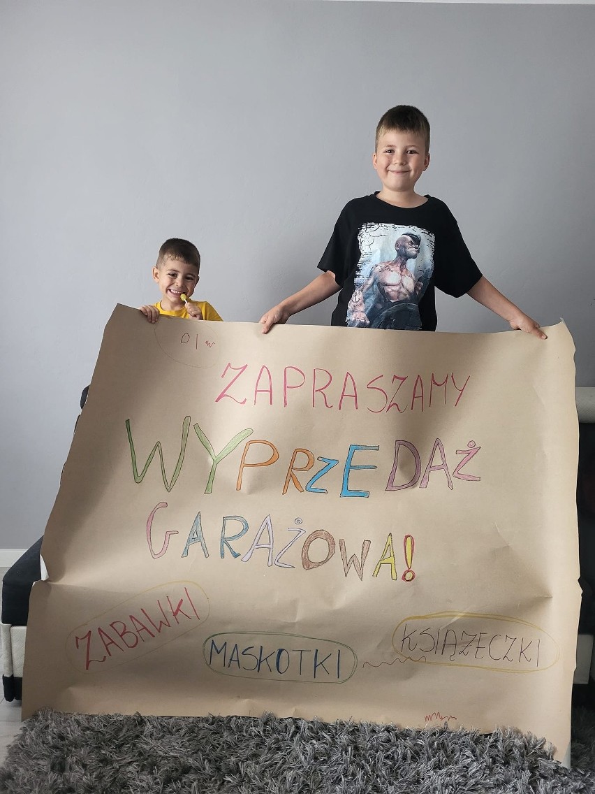 9-letni Wiktor i 4-letni Kamil z ulicy Batalionów Chłopskich...