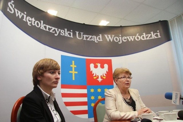 Wojewoda świętokrzyski, Bożentyna Pałka-Koruba (z prawej) oraz rzecznik prasowy Agata Wojda.
