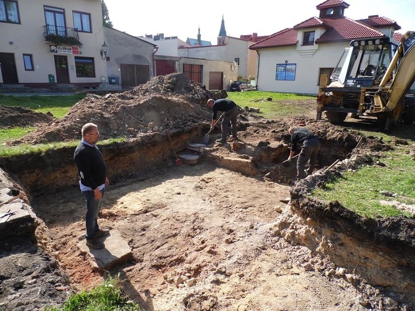 Olkusz. Znaleziono basztę w centrum miasta