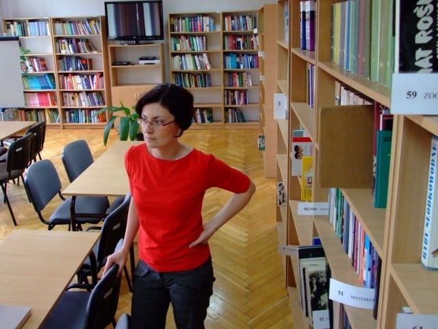 - Bibliotekę odwiedzają najczęściej studenci i nauczyciele - mówi jej pracownica Joanna Popów-Bogdoł. - To miejsce w Strzelcach Opolskich jest bardzo potrzebne.