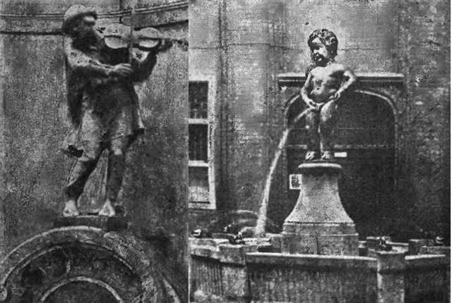 Wymiana rzeźb w 1934 roku - po lewej Flisak w Brukseli, po prawej Manneken Pis w Toruniu