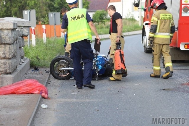 W piątek, 13 sierpnia w podopolskiej Kępie 21-letni motocyklista uderzył w betonową konstrukcję mostu. Zmarł po przewiezieniu do szpitala.