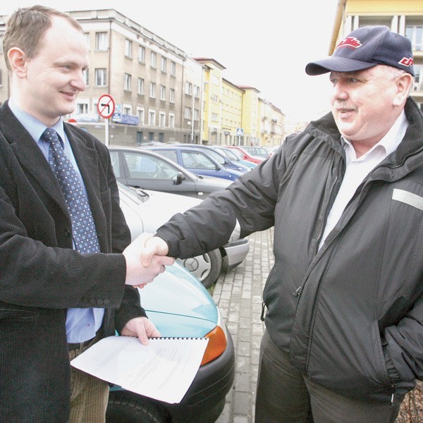 Artur Kondrat i Wojciech Lubas są przekonani, że ich sądowa wygrana pomoże wszystkim kierowcom.