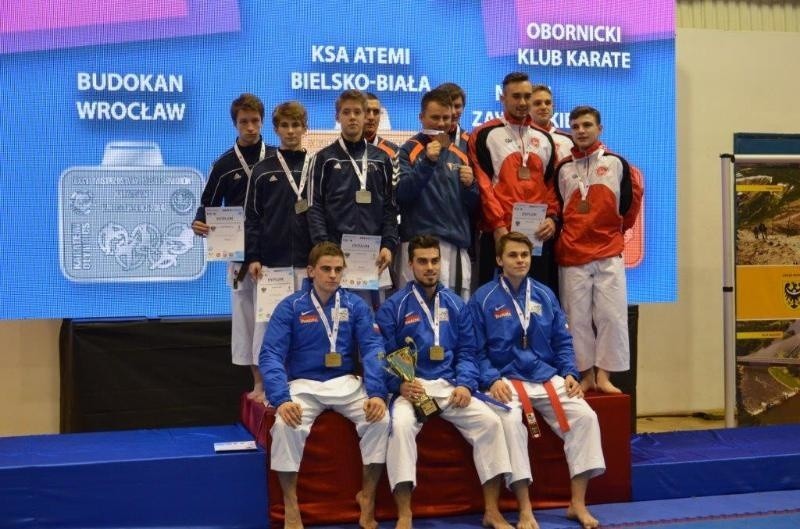 Karate WKF. 17 medali wrocławian na mistrzostwach Polski seniorów (ZDJĘCIA)