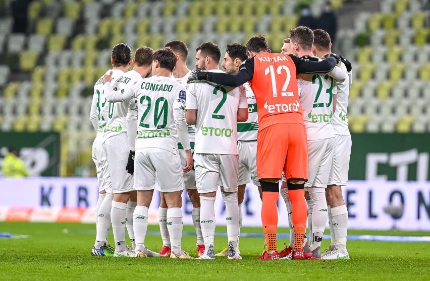 Lechia Gdańsk - Jagiellonia Białystok 11.12.2021 r. Znamy skład biało-zielonych. Jest wielki powrót! Kto za Michała Nalepę i Conrado?