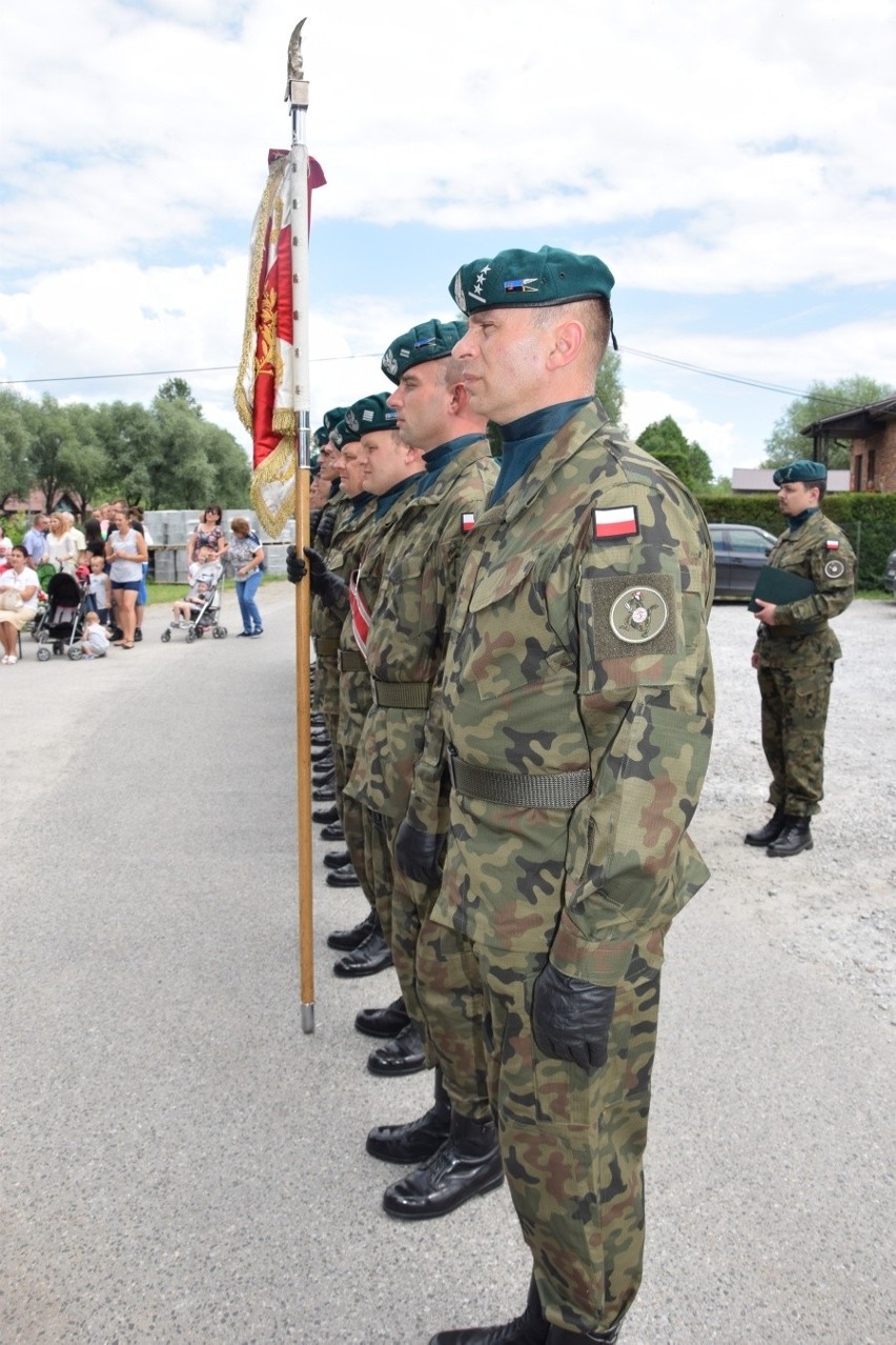 Mieszkańcy uhonorowali 11 chłopów z Masłomiącej zamordowanych w obozie Gross-Rosen [ZDJĘCIA]