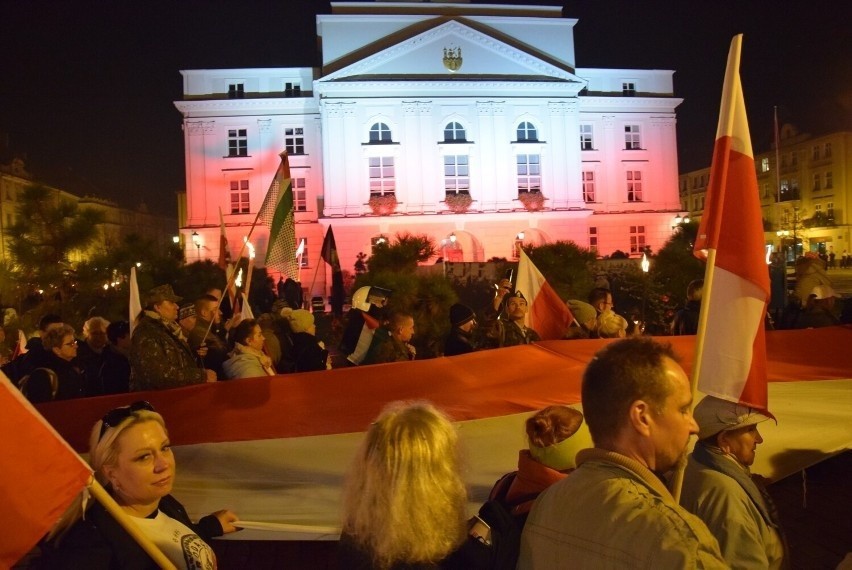 - To nie jest patriotyzm, to nie jest nawet pogląd...