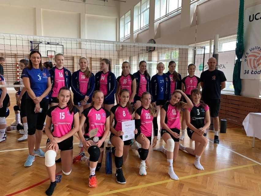 Siatkówka  Mistrzostwa Polski  Młodziczki UKS Volley 34 Łódź awansowały do finałów