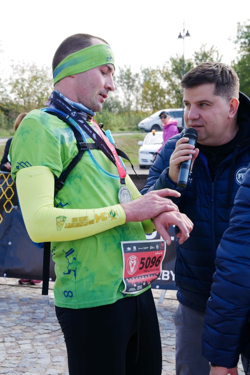 Bison Ultra-Trail po Puszczy Knyszyńskiej. Najwytrwalsi biegacze pokonali nawet sto kilometrów [ZDJĘCIA]
