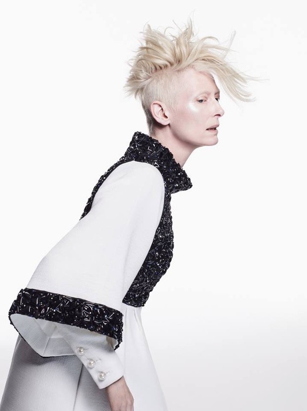 Tilda Swinton w ekscentrycznej sesji dla koreańskiego Vogue...